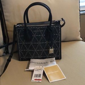 Michael Kors Stylish Handbag